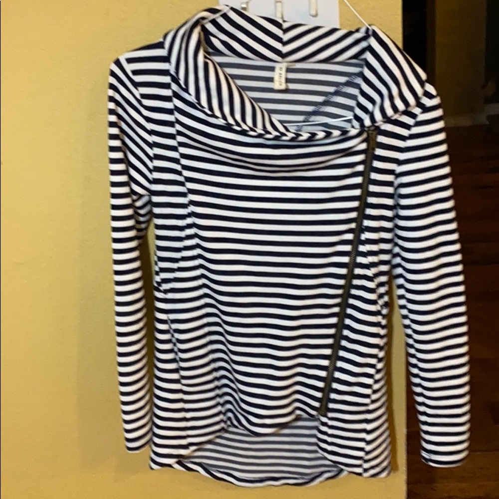 Women’s Shirt/Jacket